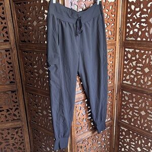 CALIA by Carrie Underwood Black lightweight Pants